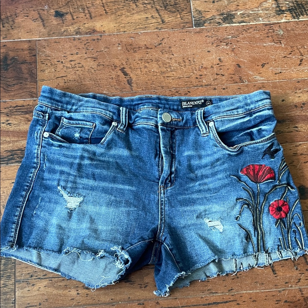 Blank NYC Embroidered Stretch Jean Short Sz 30